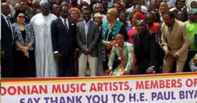 LES ARTISTES DEMANDENT AU SGPRC DE  » QUITTER SUR LEUR 850 MILLIONS DE FCFA »
